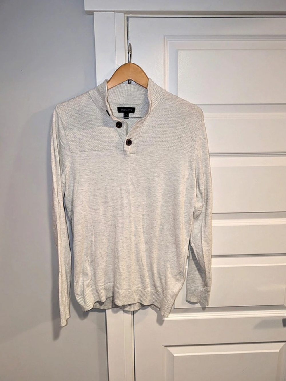 RW&CO Men's Small Sweater Size Small
